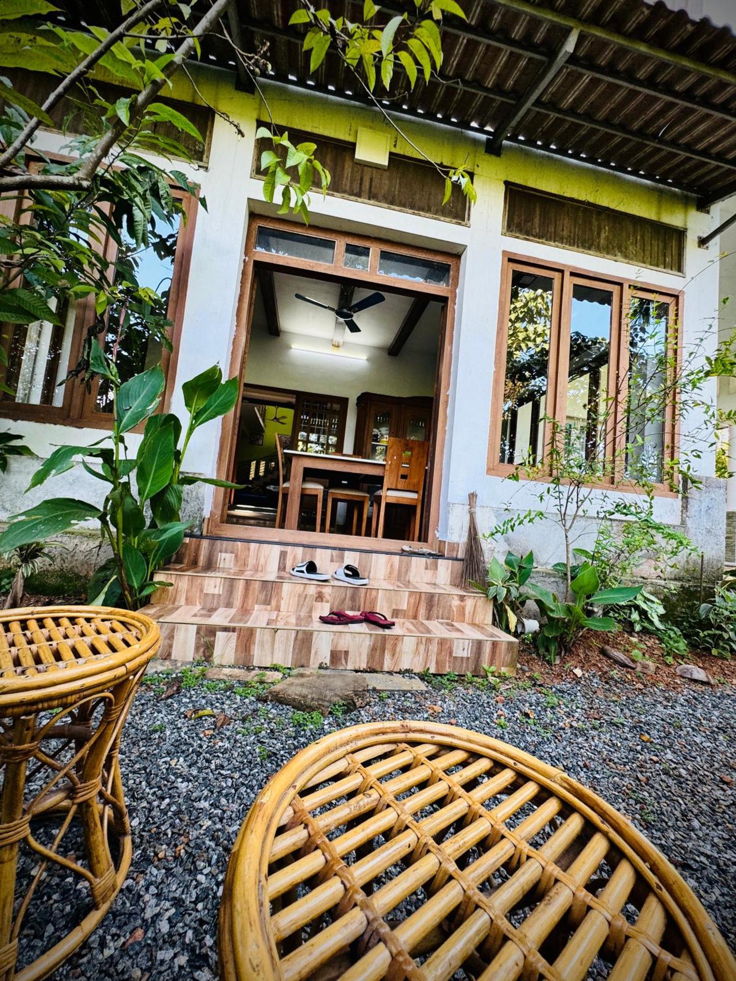 Thottungal Homestay Nedumbassery Exterior foto