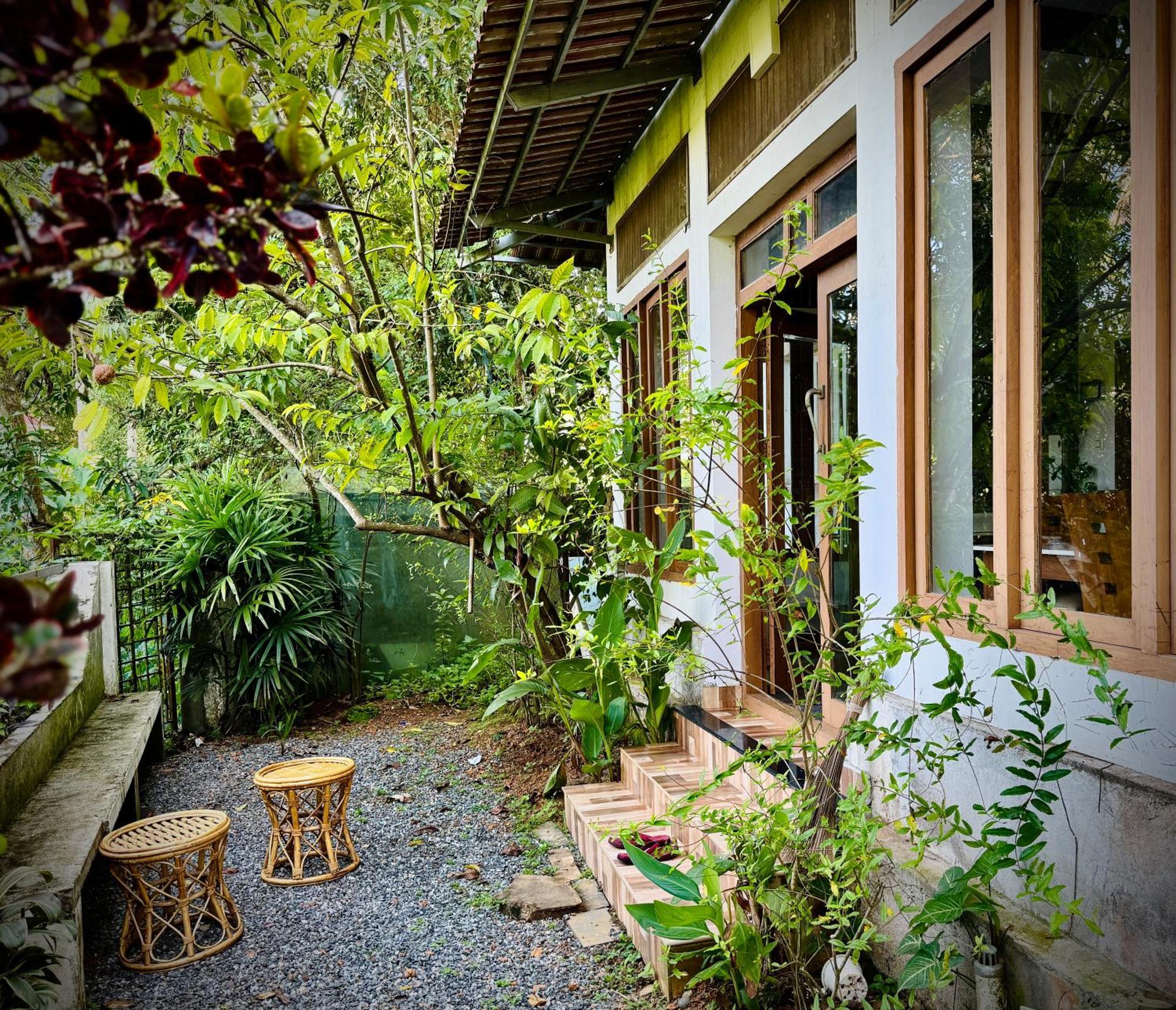 Thottungal Homestay Nedumbassery Exterior foto