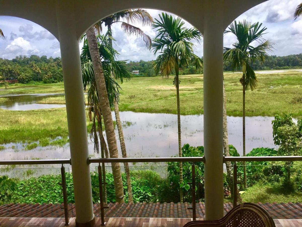Thottungal Homestay Nedumbassery Exterior foto